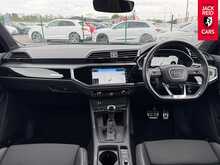 Audi Q3 TDI Black Edition 2.0 TDI 40 Black Edition SUV 5dr Diesel S Tronic quattro Euro 6 (s/s) (200 ps) 