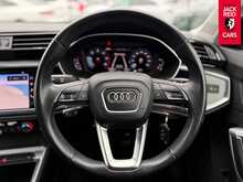 Audi Q3 TDI Sport 2.0 TDI 35 Sport Sportback 5dr Diesel Manual Euro 6 (s/s) (150 ps) 