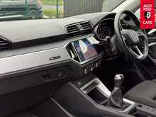 Audi Q3 TDI Sport 2.0 TDI 35 Sport Sportback 5dr Diesel Manual Euro 6 (s/s) (150 ps) 