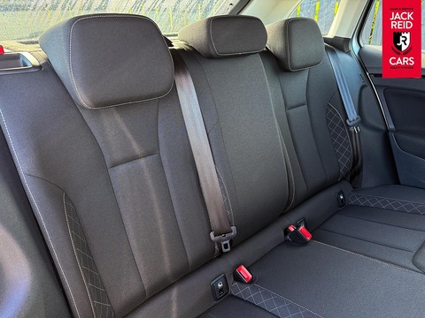 1.0 TSI SE Hatchback 5dr Petrol Manual Euro 6 (s/s) (110 ps)