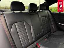 BMW 3 Series 330e M Sport Pro Edition 2.0 330e 12kWh M Sport Pro Edition Saloon 4dr Petrol Plug-in Hybrid Auto Euro 6 (s/s) (292 ps) 