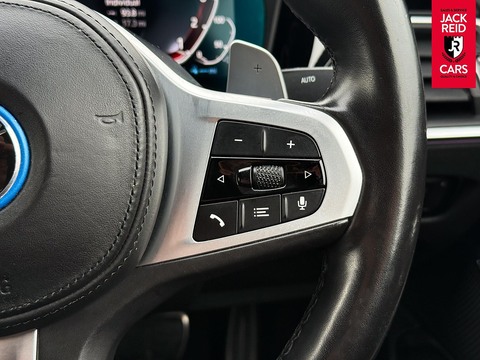 2.0 330e 12kWh M Sport Pro Edition Saloon 4dr Petrol Plug-in Hybrid Auto Euro 6 (s/s) (292 ps)