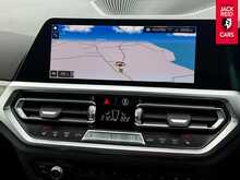 BMW 3 Series 330e M Sport Pro Edition 2.0 330e 12kWh M Sport Pro Edition Saloon 4dr Petrol Plug-in Hybrid Auto Euro 6 (s/s) (292 ps) 