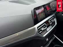 BMW 3 Series 330e M Sport Pro Edition 2.0 330e 12kWh M Sport Pro Edition Saloon 4dr Petrol Plug-in Hybrid Auto Euro 6 (s/s) (292 ps) 