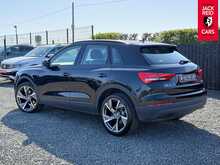 Audi Q3 TDI Technik 2.0 TDI 35 Technik SUV 5dr Diesel S Tronic quattro Euro 6 (s/s) (150 ps) 