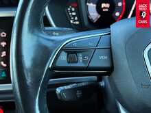 Audi Q3 TDI Technik 2.0 TDI 35 Technik SUV 5dr Diesel S Tronic quattro Euro 6 (s/s) (150 ps) 