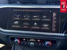 Audi Q3 TDI Technik 2.0 TDI 35 Technik SUV 5dr Diesel S Tronic quattro Euro 6 (s/s) (150 ps) 