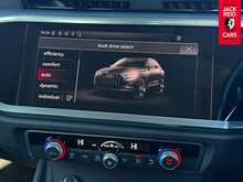 Audi Q3 TDI Technik 2.0 TDI 35 Technik SUV 5dr Diesel S Tronic quattro Euro 6 (s/s) (150 ps) 