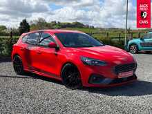 Ford Focus EcoBlue ST EcoBlue ST Hatchback 2.0 Manual Diesel 