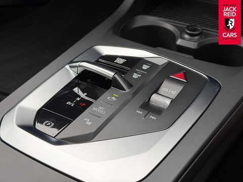 1.5 120i MHT Sport Hatchback 5dr Petrol Hybrid DCT Euro 6 (s/s) (170 ps)