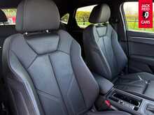 Audi Q3 TDI Edition 1 2.0 TDI 40 Edition 1 Sportback 5dr Diesel S Tronic quattro Euro 6 (s/s) (200 ps) 