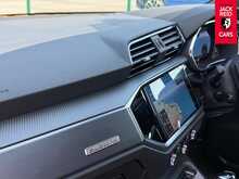 Audi Q3 TDI Edition 1 2.0 TDI 40 Edition 1 Sportback 5dr Diesel S Tronic quattro Euro 6 (s/s) (200 ps) 