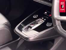 Audi Q4 e-tron S line 40 S line SUV 5dr Electric Auto 82kWh (204 ps) 