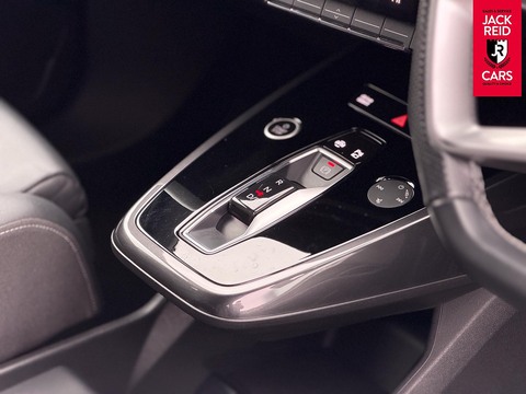 40 S line SUV 5dr Electric Auto 82kWh (204 ps)