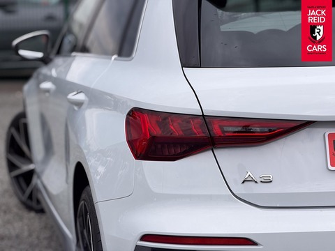 1.4 TFSIe 40 S line Sportback 5dr Petrol Plug-in Hybrid S Tronic Euro 6 (s/s) 13kWh (204 ps)