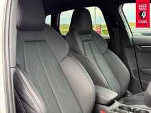 Audi A3 TFSIe S line 1.4 TFSIe 40 S line Sportback 5dr Petrol Plug-in Hybrid S Tronic Euro 6 (s/s) 13kWh (204 ps) 