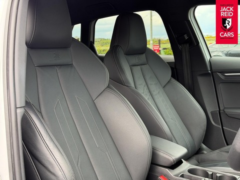 1.4 TFSIe 40 S line Sportback 5dr Petrol Plug-in Hybrid S Tronic Euro 6 (s/s) 13kWh (204 ps)
