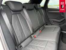 Audi A3 TFSIe S line 1.4 TFSIe 40 S line Sportback 5dr Petrol Plug-in Hybrid S Tronic Euro 6 (s/s) 13kWh (204 ps) 