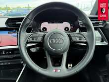 Audi A3 TFSIe S line 1.4 TFSIe 40 S line Sportback 5dr Petrol Plug-in Hybrid S Tronic Euro 6 (s/s) 13kWh (204 ps) 