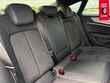 Audi A7 TDI S line 2.0 TDI 40 S line Sportback 5dr Diesel S Tronic quattro Euro 6 (s/s) (204 ps) 