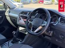 Volkswagen Tiguan TSI Life 1.5 TSI Life SUV 5dr Petrol Manual Euro 6 (s/s) (150 ps) 