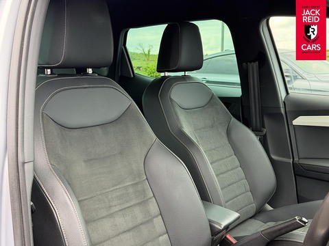 1.0 TSI XCELLENCE Hatchback 5dr Petrol Manual Euro 6 (s/s) (110 ps)