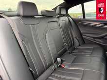 BMW 5 Series 520d MHT M Sport 2.0 520d MHT M Sport Saloon 4dr Diesel Hybrid Steptronic Euro 6 (s/s) (190 ps) 