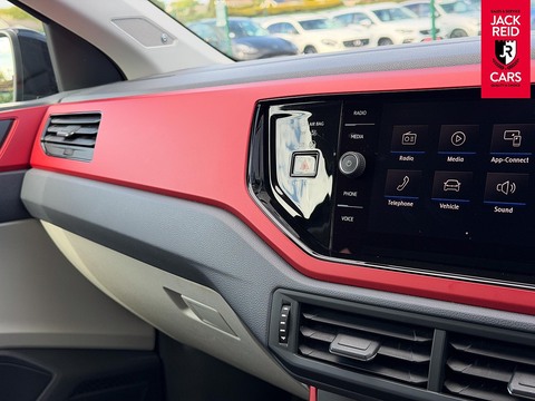 1.0 beats Hatchback 5dr Petrol Manual Euro 6 (s/s) (75 ps)