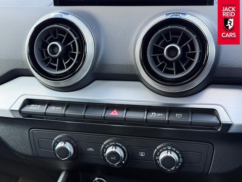 1.5 TFSI CoD 35 Black Edition SUV 5dr Petrol S Tronic Euro 6 (s/s) (150 ps)