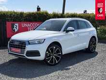 Audi Q5 TDI Sport 2.0 TDI 40 Sport SUV 5dr Diesel S Tronic quattro Euro 6 (s/s) (190 ps) 