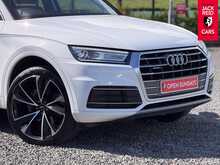 Audi Q5 TDI Sport 2.0 TDI 40 Sport SUV 5dr Diesel S Tronic quattro Euro 6 (s/s) (190 ps) 