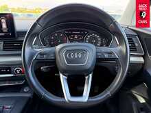 Audi Q5 TDI Sport 2.0 TDI 40 Sport SUV 5dr Diesel S Tronic quattro Euro 6 (s/s) (190 ps) 