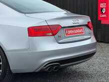 Audi A5 TDI S line 2.0 TDI S line Coupe 2dr Diesel S Tronic quattro Euro 5 (s/s) (177 ps) 