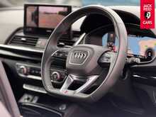Audi Q5 TDI Edition 1 2.0 TDI 40 Edition 1 SUV 5dr Diesel S Tronic quattro Euro 6 (s/s) (204 ps) 