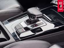 Audi Q5 TDI Edition 1 2.0 TDI 40 Edition 1 SUV 5dr Diesel S Tronic quattro Euro 6 (s/s) (204 ps) 