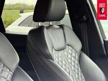 Audi Q5 TDI Edition 1 2.0 TDI 40 Edition 1 SUV 5dr Diesel S Tronic quattro Euro 6 (s/s) (204 ps) 