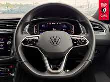 Volkswagen Tiguan TDI R-Line 2.0 TDI R-Line SUV 5dr Diesel DSG Euro 6 (s/s) (150 ps) 