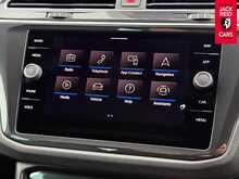 Volkswagen Tiguan TDI R-Line 2.0 TDI R-Line SUV 5dr Diesel DSG Euro 6 (s/s) (150 ps) 