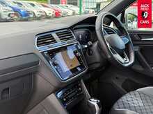 Volkswagen Tiguan TSI R-Line 1.4 TSI 13kWh R-Line SUV 5dr Petrol Plug-in Hybrid DSG Euro 6 (s/s) (245 ps) 