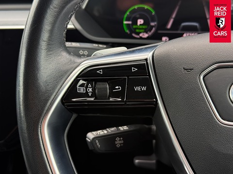 50 Sport SUV 5dr Electric Auto quattro 95kWh (11kW Charger) (340 ps)