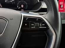 Audi Q8 e-tron Sport 50 Sport SUV 5dr Electric Auto quattro 95kWh (11kW Charger) (340 ps) 