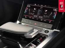 Audi Q8 e-tron Sport 50 Sport SUV 5dr Electric Auto quattro 95kWh (11kW Charger) (340 ps) 