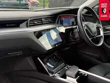 Audi Q8 e-tron Sport 50 Sport SUV 5dr Electric Auto quattro 95kWh (11kW Charger) (340 ps) 