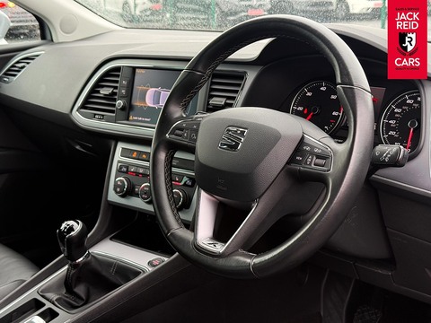 2.0 TDI XCELLENCE Technology Hatchback 5dr Diesel Manual Euro 6 (s/s) (150 ps)