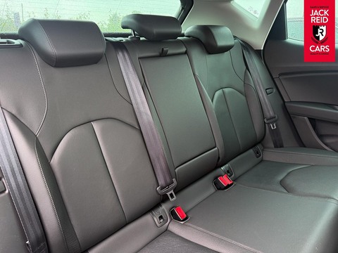 2.0 TDI XCELLENCE Technology Hatchback 5dr Diesel Manual Euro 6 (s/s) (150 ps)
