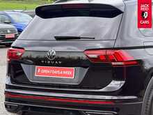 Volkswagen Tiguan TSI Black Edition 1.5 TSI Black Edition SUV 5dr Petrol DSG Euro 6 (s/s) (150 ps) 