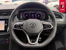 Volkswagen Tiguan TSI Black Edition 1.5 TSI Black Edition SUV 5dr Petrol DSG Euro 6 (s/s) (150 ps) 
