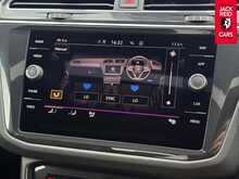 Volkswagen Tiguan TSI Black Edition 1.5 TSI Black Edition SUV 5dr Petrol DSG Euro 6 (s/s) (150 ps) 