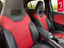 Mercedes-Benz A Class A35 AMG 2.0 A35 AMG (Executive) Hatchback 5dr Petrol SpdS DCT 4MATIC Euro 6 (s/s) (306 ps) 