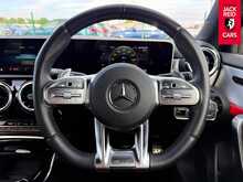 Mercedes-Benz A Class A35 AMG 2.0 A35 AMG (Executive) Hatchback 5dr Petrol SpdS DCT 4MATIC Euro 6 (s/s) (306 ps) 